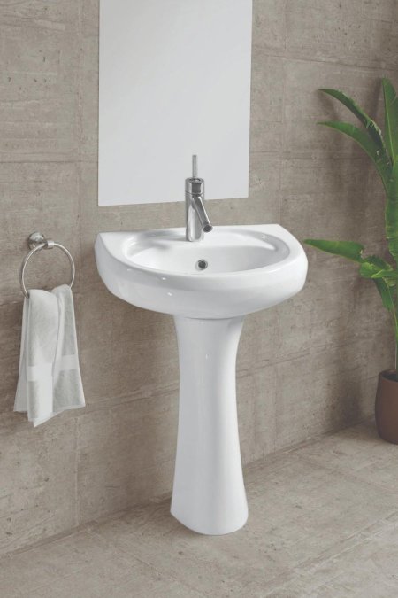 مغسل سيراميك مع عمود – تصميم انسيابي عصري